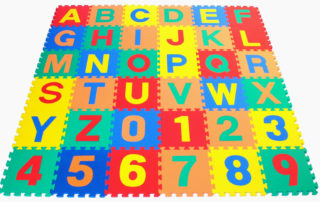 Interlocking mat with Alphabet_and_numbers